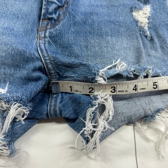 Abercrombie & Fitch Shorts Womens 25 Blue High Rise Mom Denim Distressed Raw Hem - Picture 9 of 10